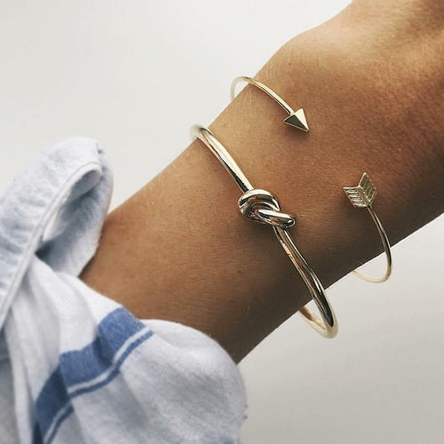 Load image into Gallery viewer, Women&#39;s Arrow Knotted Bracelet
